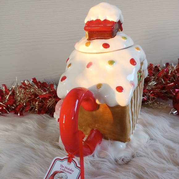 Blue Sky 2021 Christmas Gingerbread Candy House Teapot - Picture 9 of 14